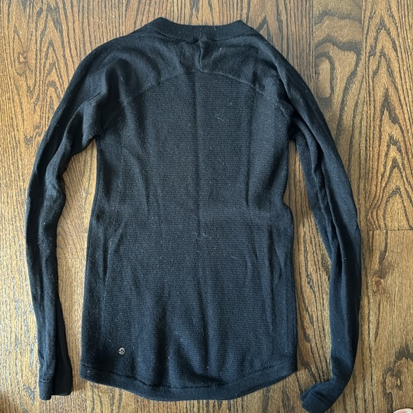 Lululemon Sweater - Picture 4 of 4